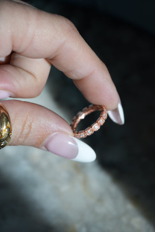 ROSE GOLD BAND SZ 5