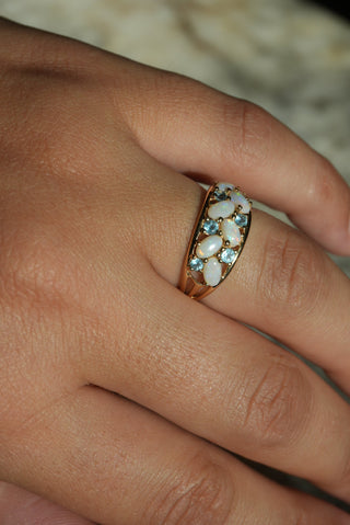 14K OPAL CLUSTER RING