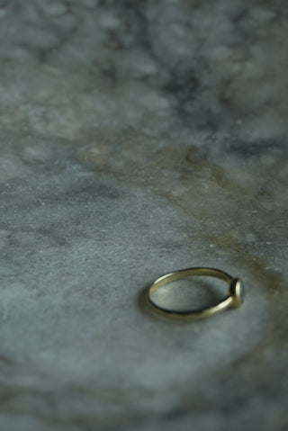 14K TOPAZ BEZEL RING