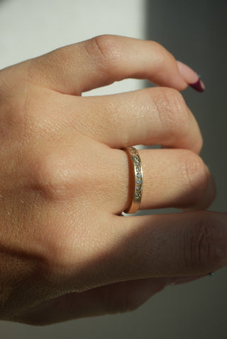 14K DIAMOND BAND