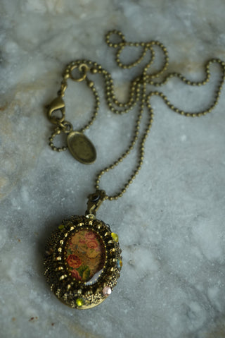 MICHAL NEGRIN ROSES