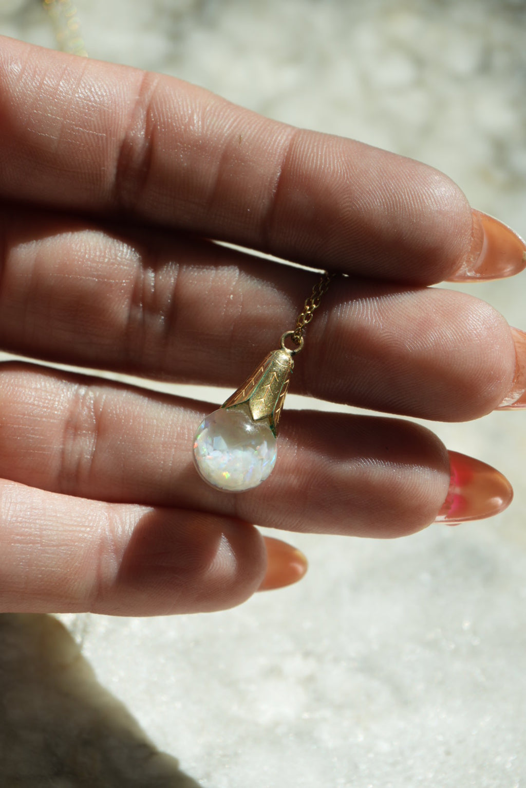 FLOATING OPAL NECKLACE