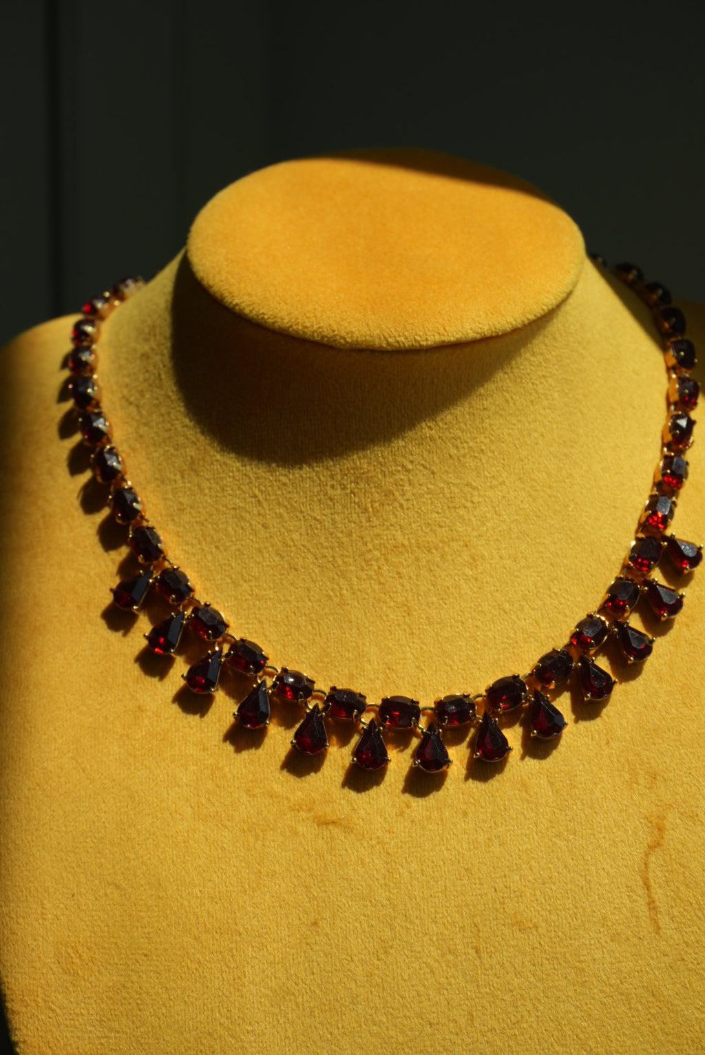 GARNET GIVER