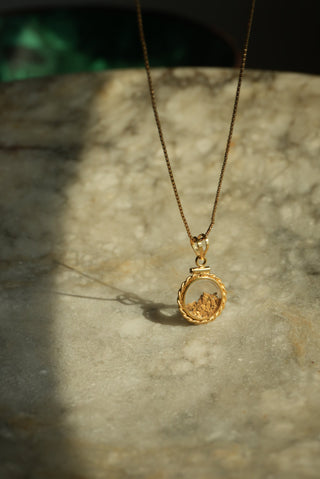 GOLDEN NUGGET CHARM NECKLACE