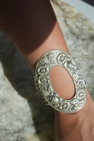 STERLING CHIC