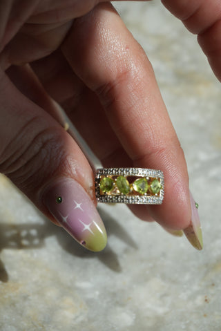 PERIDOT ODDITIES SZ 6