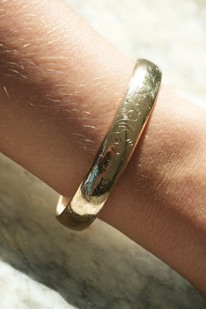 RARE FLOWER ETCHED BANGLE