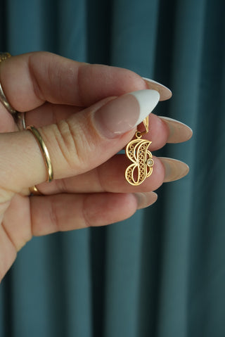 14K J PENDANT