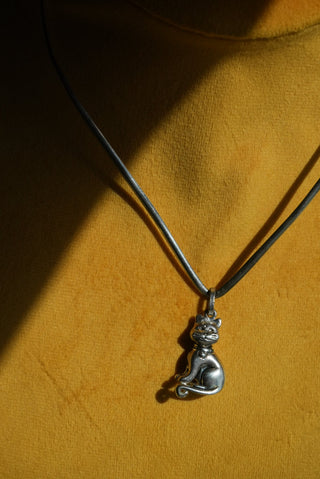 Miss Meow - Sterling V Collar Kitty Necklace