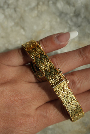 SHARDS OF GOLD