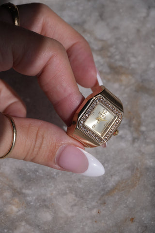 Clock It - Goldtone Stretch Watch Ring