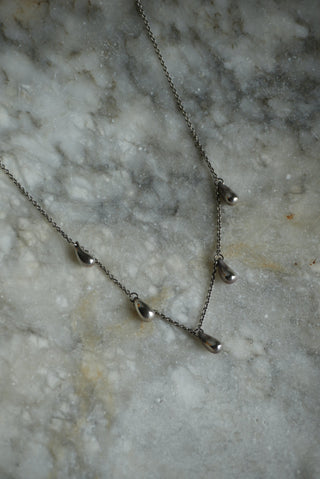TIFFANY & CO ELSA PARETTI DROP NECKLACE
