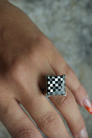 BADAVICI CHECKERED RING SZ 7