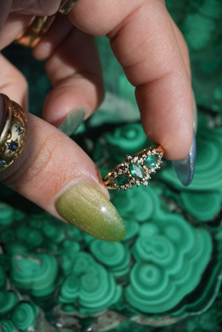 14K EMERALD CLUSTER RING