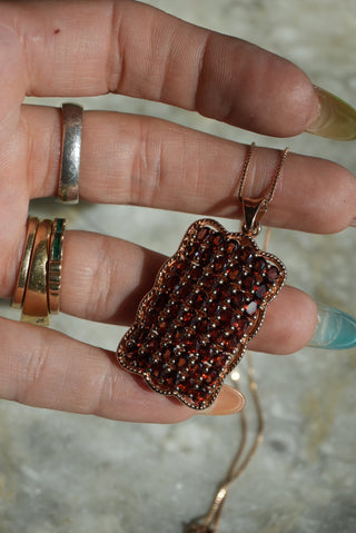 GARNET CASCADES