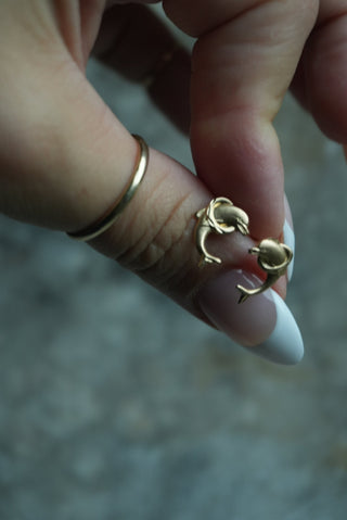 14K DOLPHIN JUMP STUDS