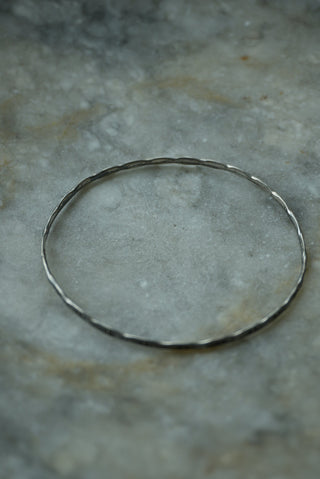 EMBOSSED BANGLE