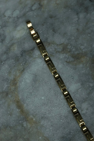 COOL GIRL - GOLDTONE GREEK KEY