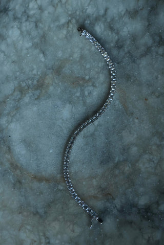 THE PERFECT TENNIS BRACELET