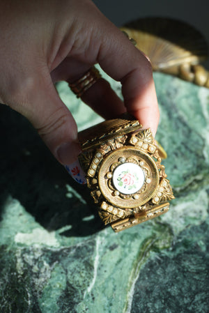 ROSEBUD BRACELET