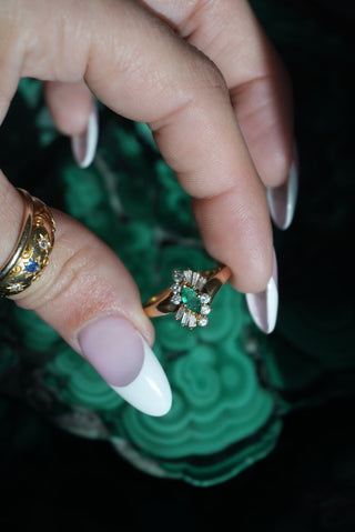 14K EMERALD & DIAMOND RING