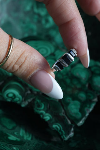 14k White Gold Sapphire Ring