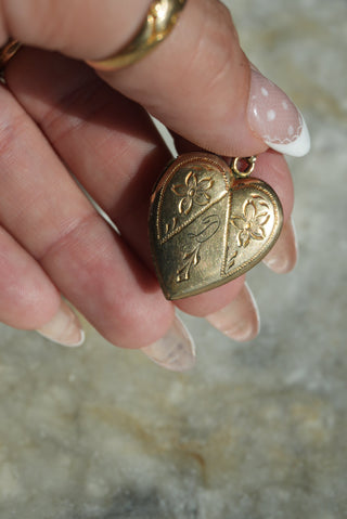 ANTIQUE LOCKET INITIAL ‘D’
