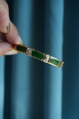 18k Jade & Diamond Bangle Bracelet