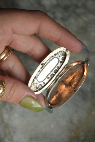STERLING SIVLER ANTIQUE LOCKET