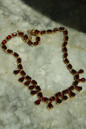 GARNET GIVER