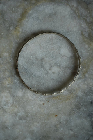 SKINNY BAMBOO BANGLE