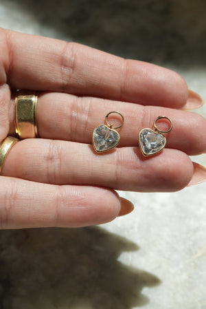 VINTAGE HEARTS