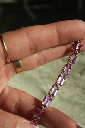 PINK SAPPHIRE DREAM WORLD