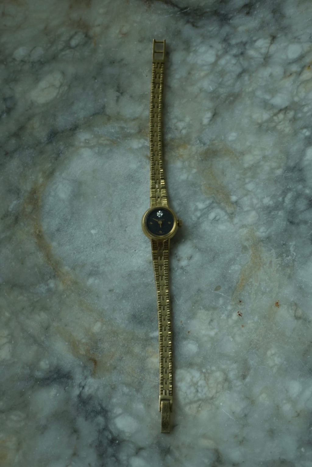 VINTAGE ONYX WATCH