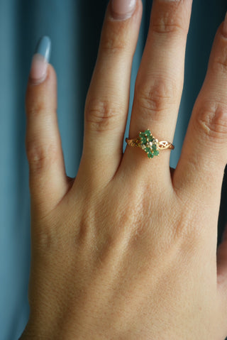 14K EMERALD FLOWER RING