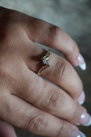 14K DIAMOND MARQUISE RING