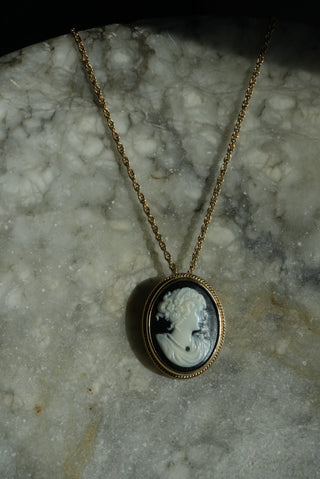 Who’s That Lady - Vintage Avon Cameo Necklace