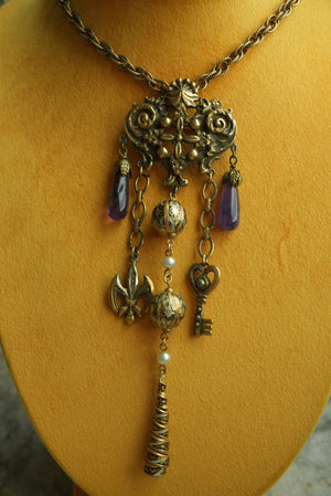 HEARTFELT BROACH
