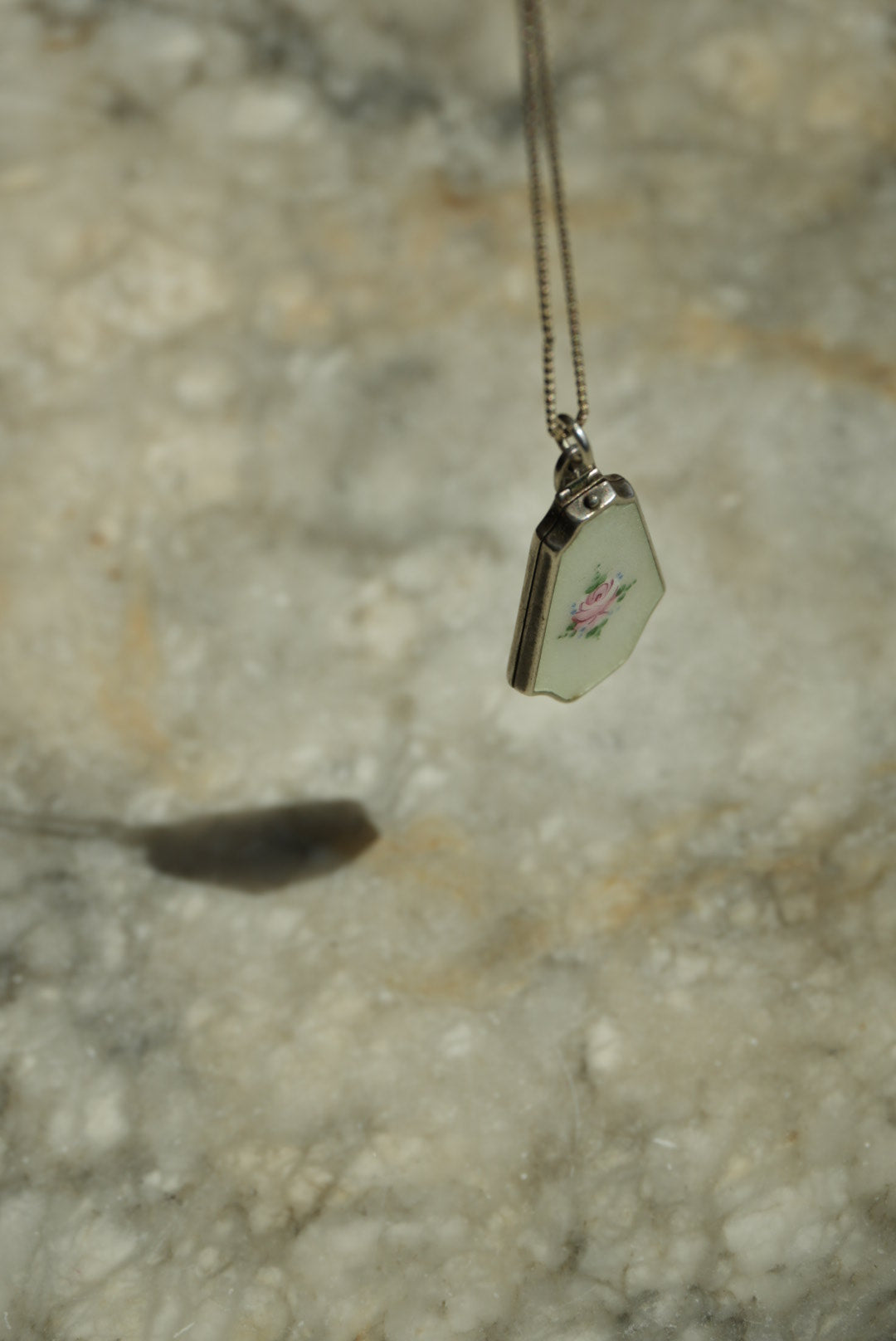 LADYS LOCKET