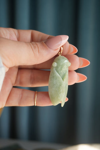 14K GIANT GREEN JADE MOTH PENDANT