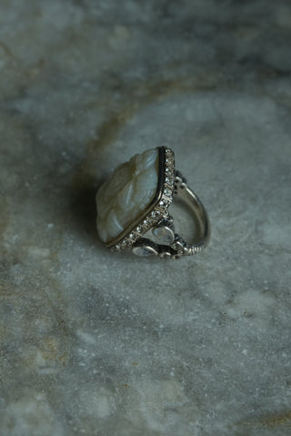 STEPHEN DWECK STERLING SOLVER RING - HAND CARVED MOTHER OF PEARL WITH QUARTZ & MOONSTONE SZ