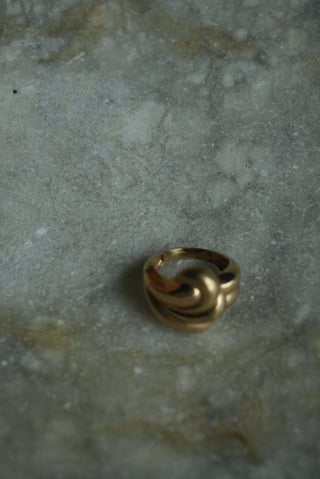 14k Croissant Ring