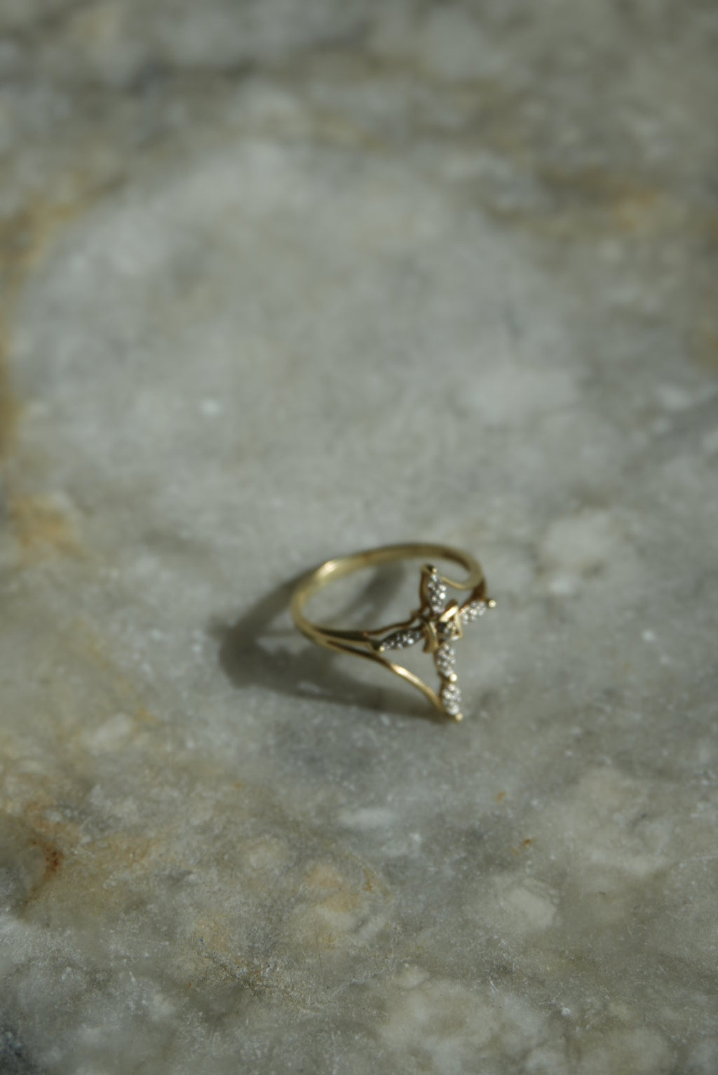 VINTAGE CROSS RING