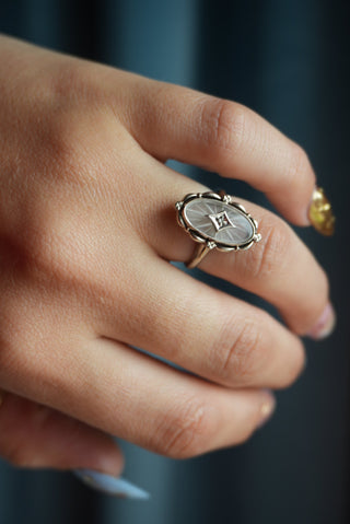 10K VICTORIAN GLASS RING