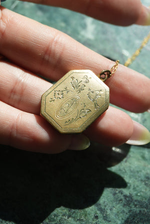 RARE ANTIQUE INITIAL LOCKET