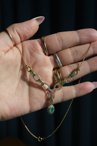 14k Emerald Center Piece Necklace
