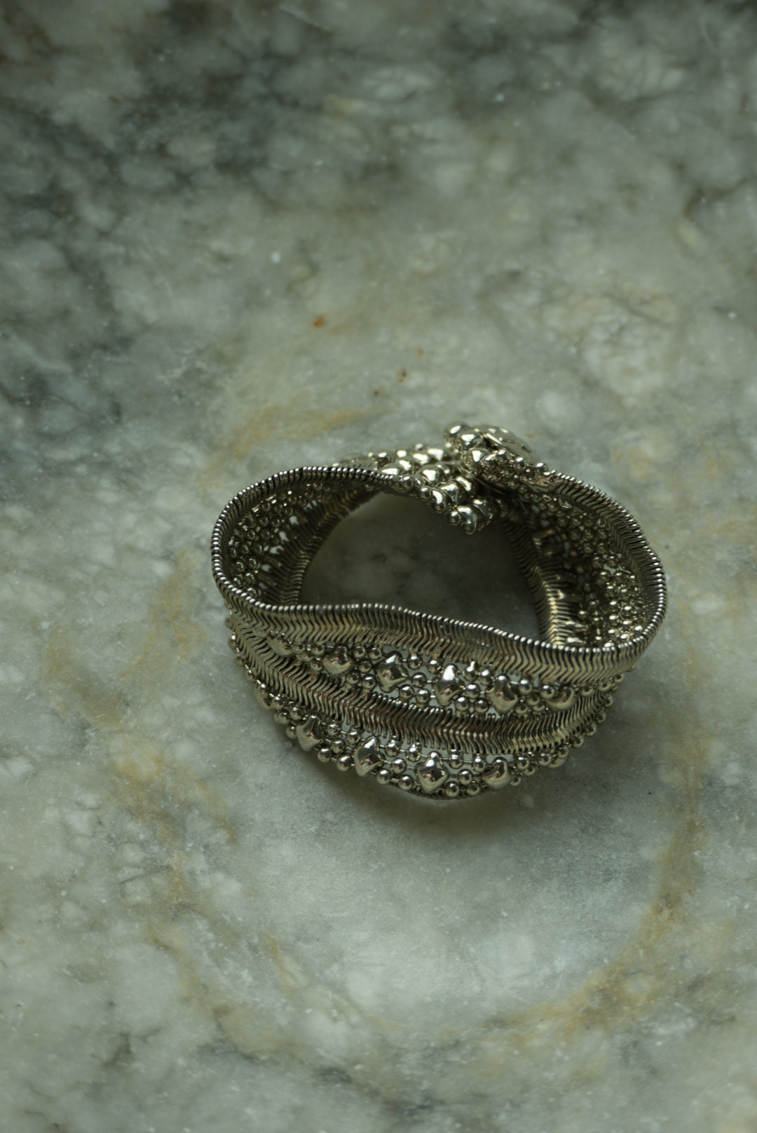 LIQUID CUFF