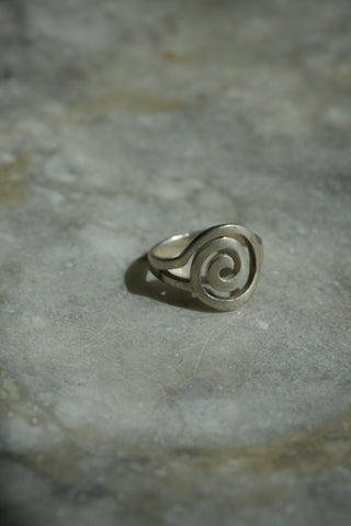 SWIRL STERLING SILVER SZ 7