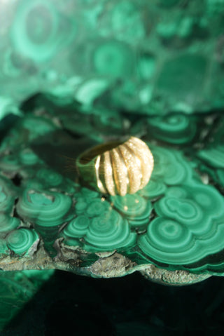 14K GO7DEN CROISSANT