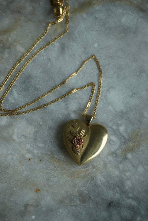 RARE 4 PICURE LOCKET